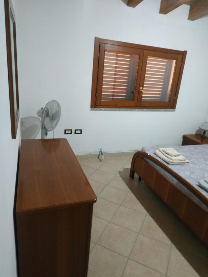 Cottage Su Merti Country Iglesias Exterior foto