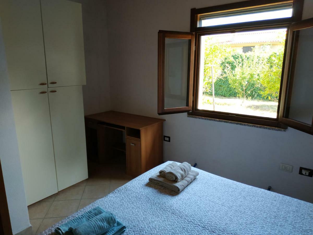 Cottage Su Merti Country Iglesias Exterior foto